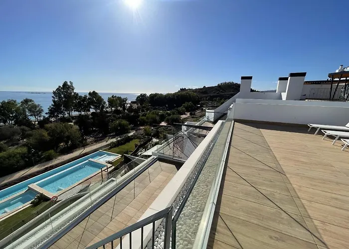 Luxury Sea View Penthouse By United Renters