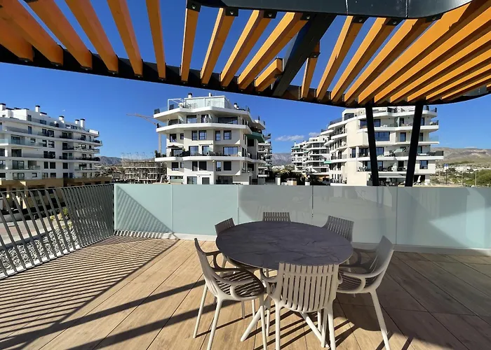 Luxury Sea View Penthouse By United Renters