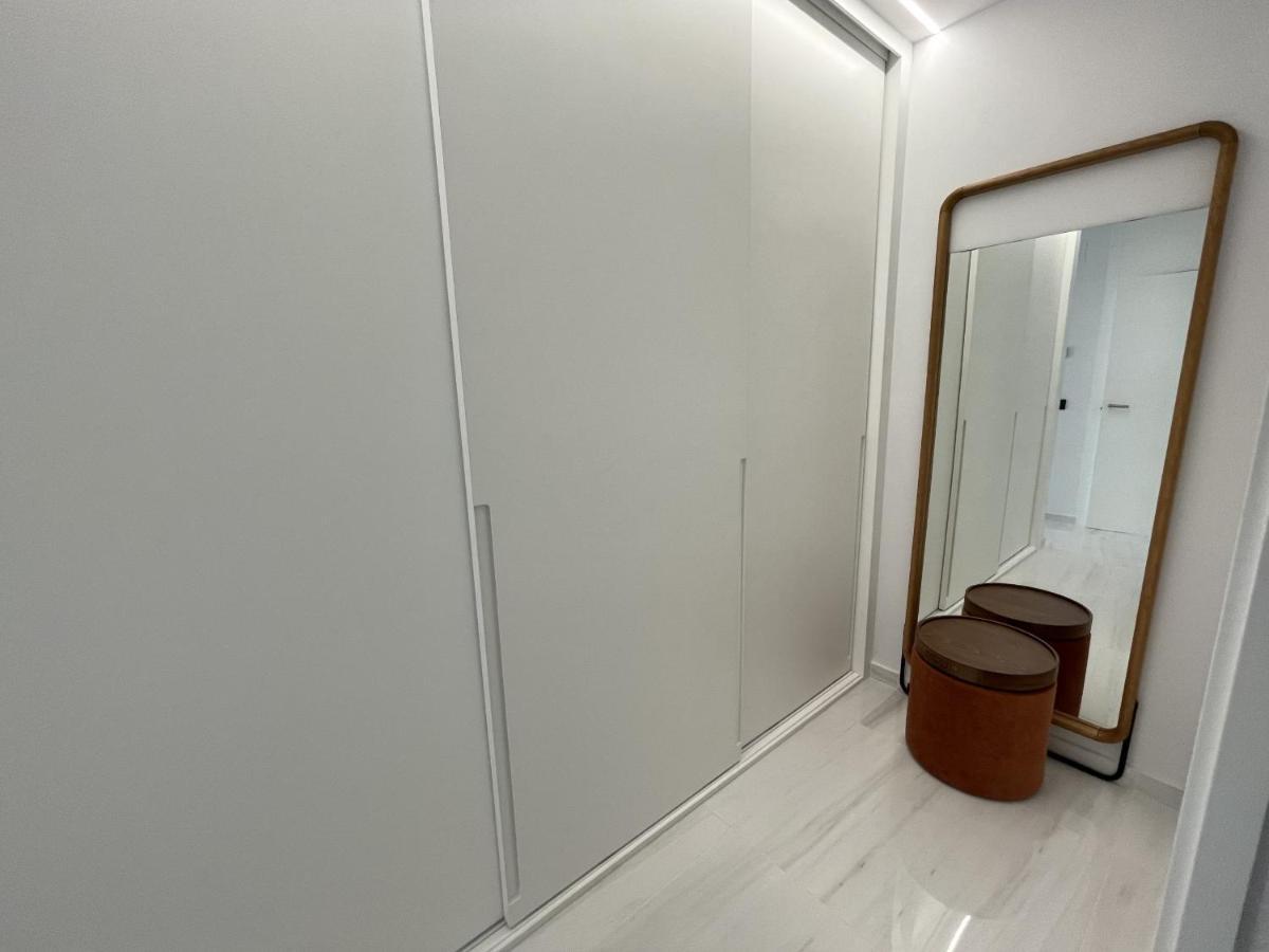 Luxury Sea View Penthouse By United Renters Apartment *