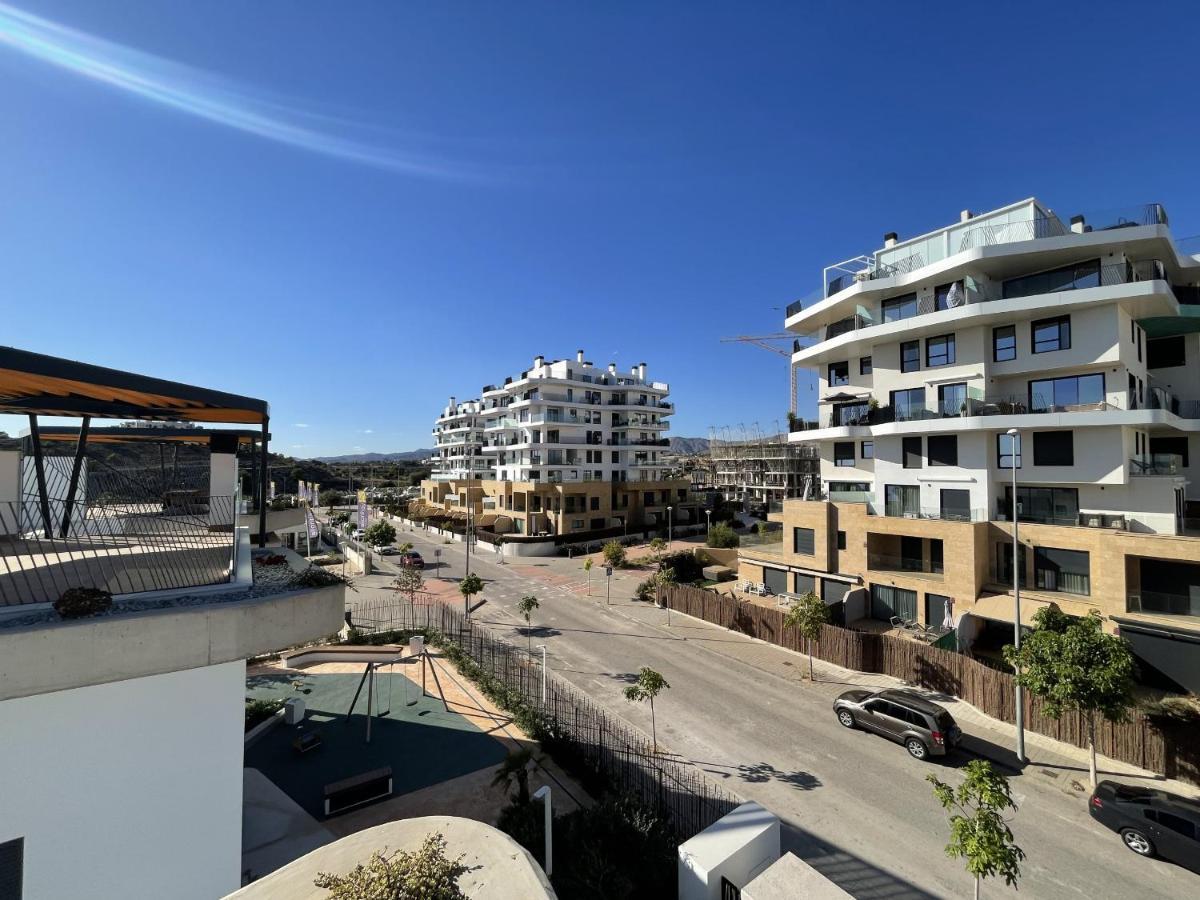 Luxury Sea View Penthouse By United Renters Apartment