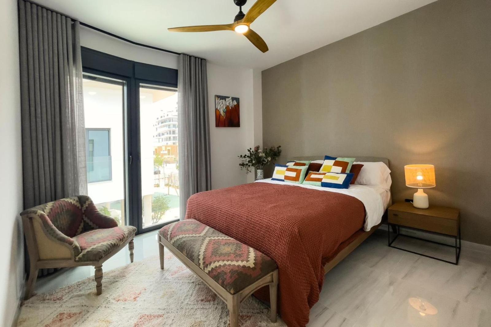 Luxury Sea View Penthouse By United Renters Apartment